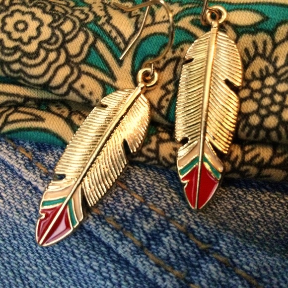 Jewelry - NWT Gold Aztec Native Feather EARRINGS Boho